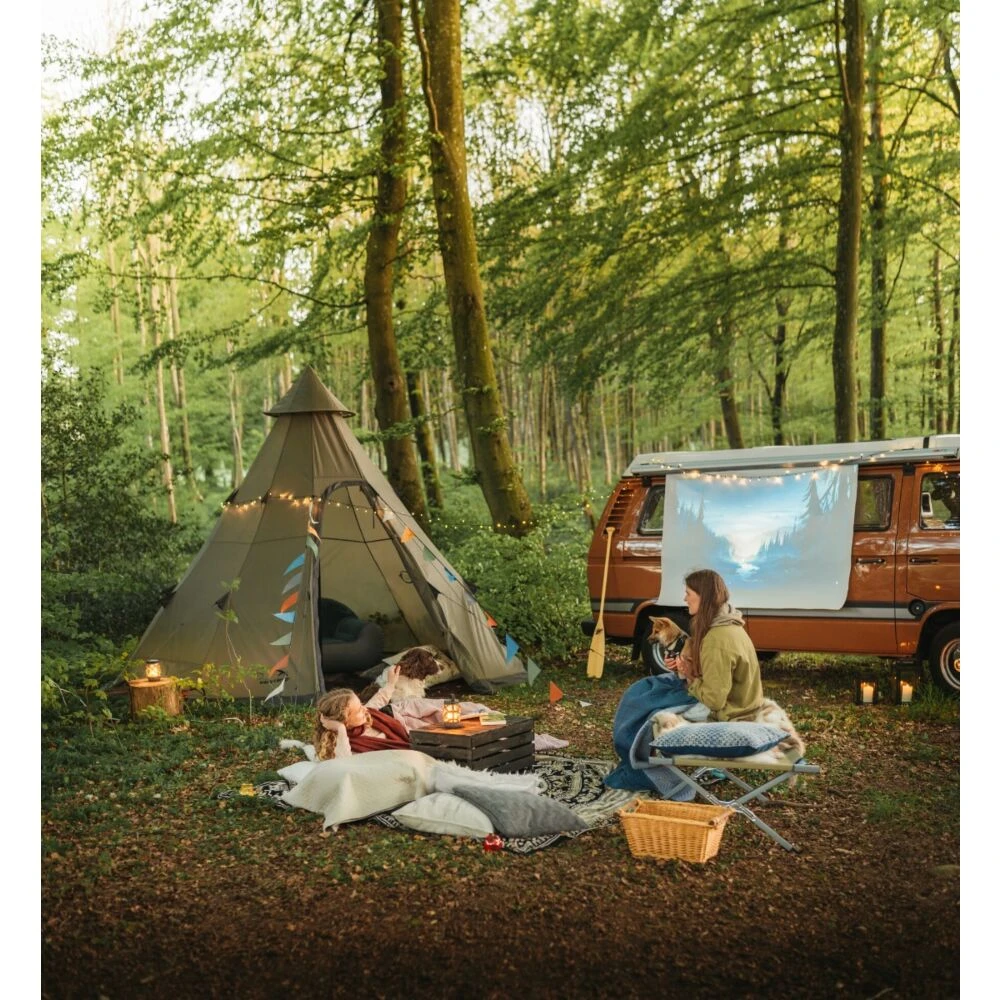 Easy Camp Moonlight Tipi Tent 6 Easy Camp Moonlight Tipi Tent - Image 6